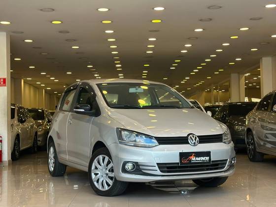 VOLKSWAGEN FOX 1.0 MPI COMFORTLINE 12V FLEX 4P MANUAL VOLKSWAGEN FOX 1.0 MPI COMFORTLINE 12V FLEX 4P MANUAL